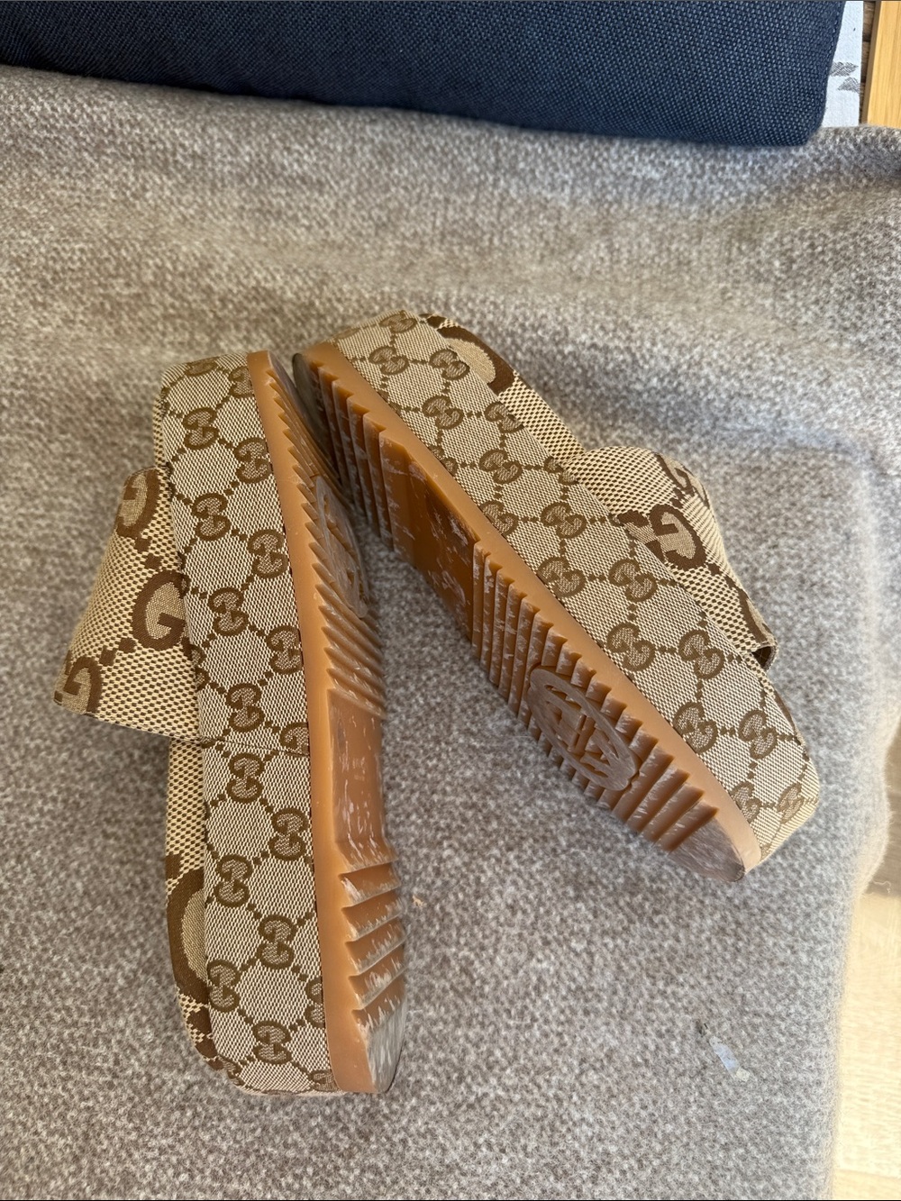 Gucci Kids GG Canvas Slide Sandals - Beige & Brown - Picture 2 of 4